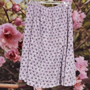Rena Rowan Floral Lavender Skirt Size X Large Elastic waist Lined Super Pretty